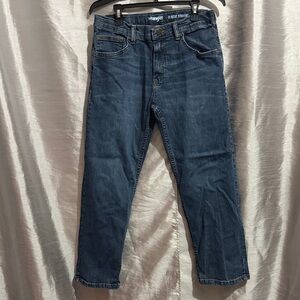 Wrangler Men's Classic Relaxed Fit Blue Jeans
